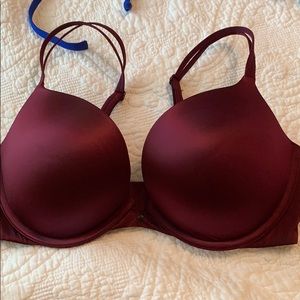Victoria’s Secret very sexy push-up bra